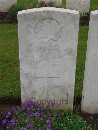 Etaples Military Cemetery - Mountjoy, Elmir William